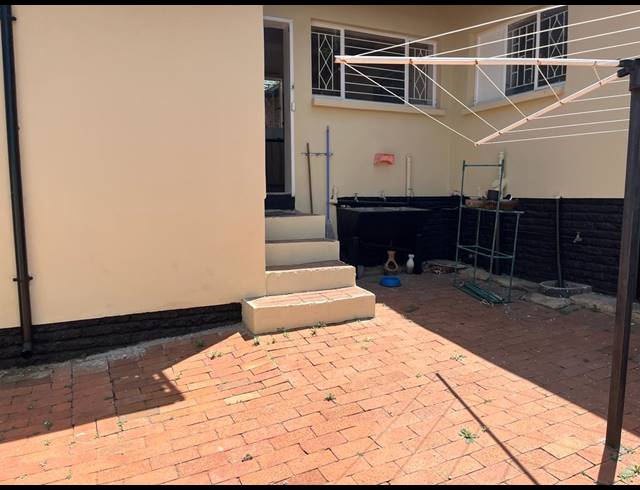 4 bed property to rent in GLENVISTA